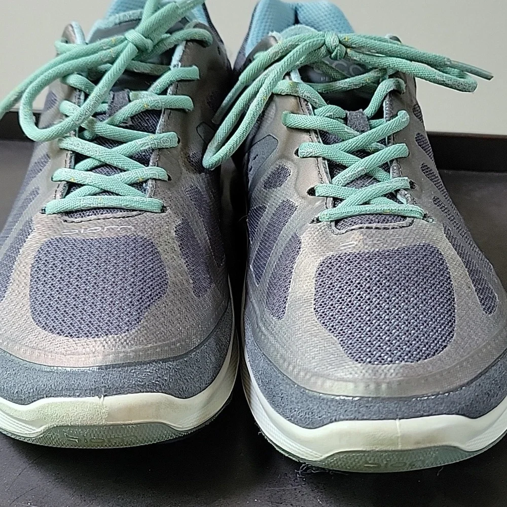 Ecco Biom Performace Athletic Sneaker Blue Green Color‎ Women Size 6